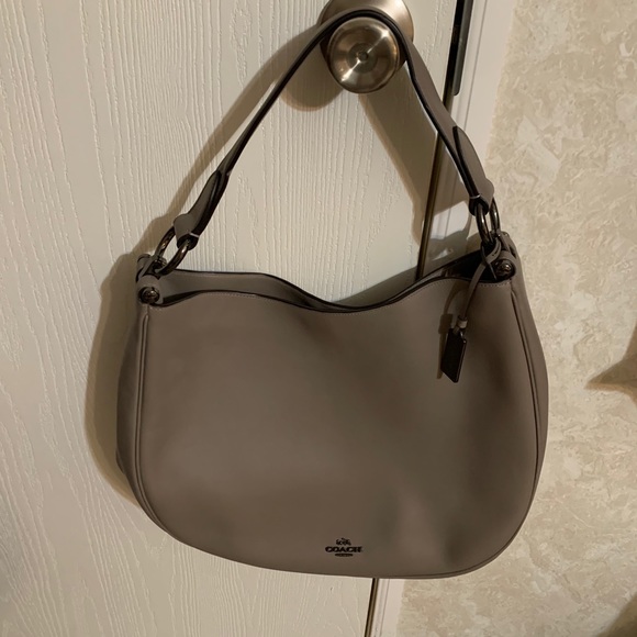 Coach shoulder bag - Picture 2 of 4